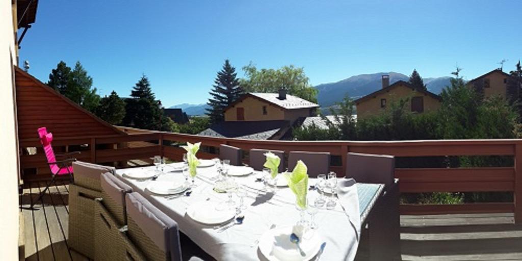 Residence Campredon - Decoration Typique - 25M2 De Terrasse Amenagee Plein Sud Avec Vue Panoramique - Internet - Jardin - Parking - Navette - Linge Et Menage En Options Payantes Font-Romeu-Odeillo-Via Exteriér fotografie